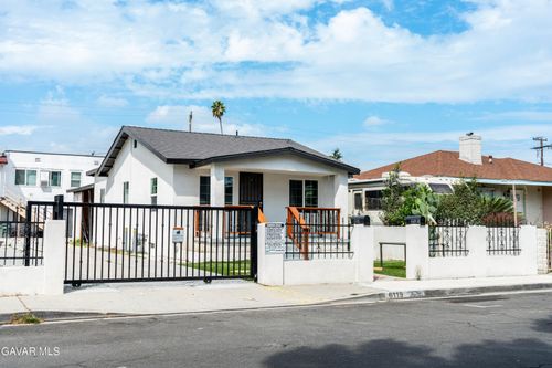 6119 Prospect Ave, Maywood, CA, 90270-3221 | Card Image