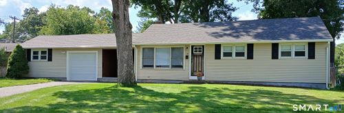 16 Arrow St, Enfield, CT, 06082-4637 | Card Image