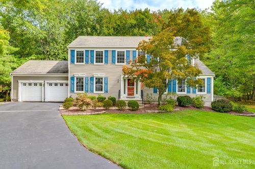 5 Shady Ln, Kendall Park, NJ, 08824-1454 | Card Image