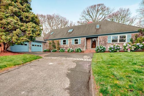 16 Meltiah Rd, Falmouth, MA, 02540-1844 | Card Image