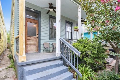 8634 Plum St, New Orleans, LA, 70118-1232 | Card Image
