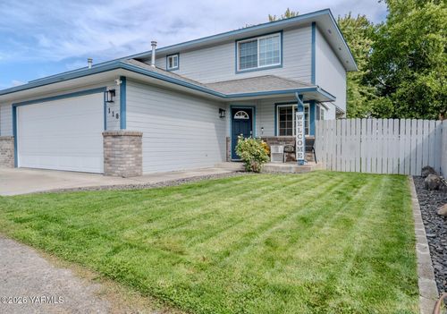118 W Goodlander Rd, Selah, WA, 98942-8843 | Card Image