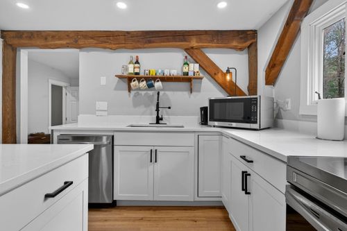 28 Turner Hill Rd, Antrim, NH, 03440-3715 | Card Image