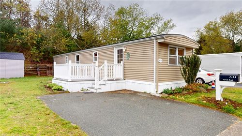 14 Krzak Rd, North Kingstown, RI, 02852 | Card Image