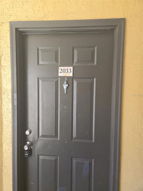apt-2033-4528 Commander Dr, ORLANDO, FL, 32822-3634 | Card Image