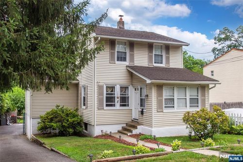 144 Fairfield Ave, West Caldwell, NJ, 07006-6416 | Card Image