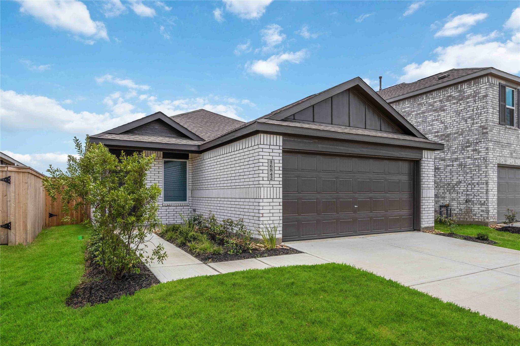 Residential Lease in Hockley 3
