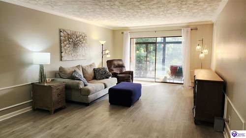 1600 Gardiner Ln, Louisville, KY, 40205-2763 | Card Image