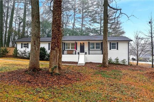 10 Valley Forest Ln Se, Smyrna, GA, 30082-2415 | Card Image