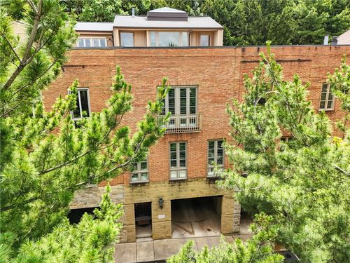 140 N Woodland Rd, Shadyside, PA, 15232-2850 | Card Image