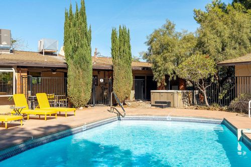 7579 Balsa Ave, Yucca Valley, CA, 92284 | Card Image