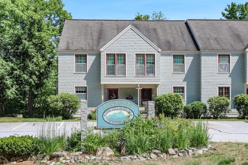 373-1465 Hooksett Rd, Hooksett, NH, 03106-1832 | Card Image