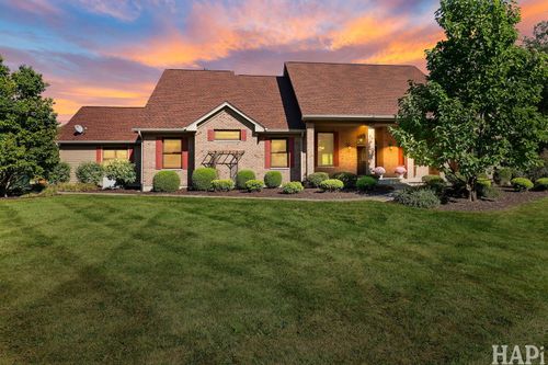 9014 Glacier Rdg, Richmond, IL, 60071-9002 | Card Image