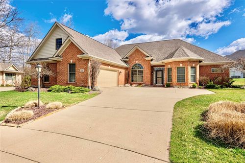 3938 Liam Ct, Bellbrook, OH, 45305-1380 | Card Image