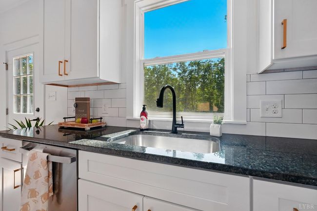3580 Double Bridges Rd, House other with 3 bedrooms, 2 bathrooms and null parking in Spout Spring VA | Image 17