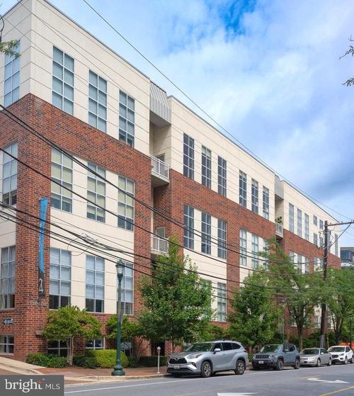 apt-c-900 Bonifant St, SILVER SPRING, MD, 20910-6511 | Card Image