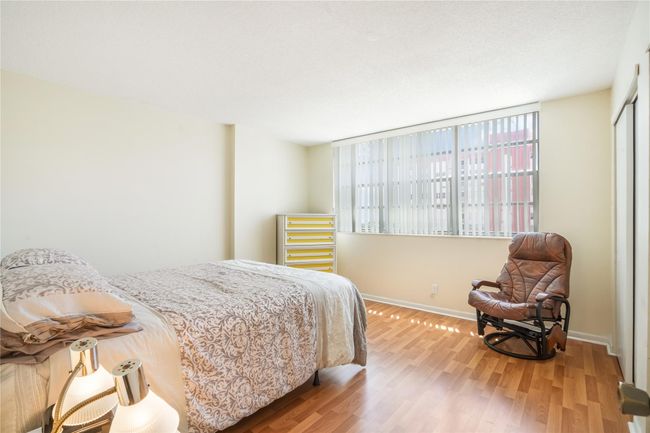APT-1008 - 3113 S Ocean Dr, Condo with 2 bedrooms, 2 bathrooms and null parking in Hallandale Beach FL | Image 7