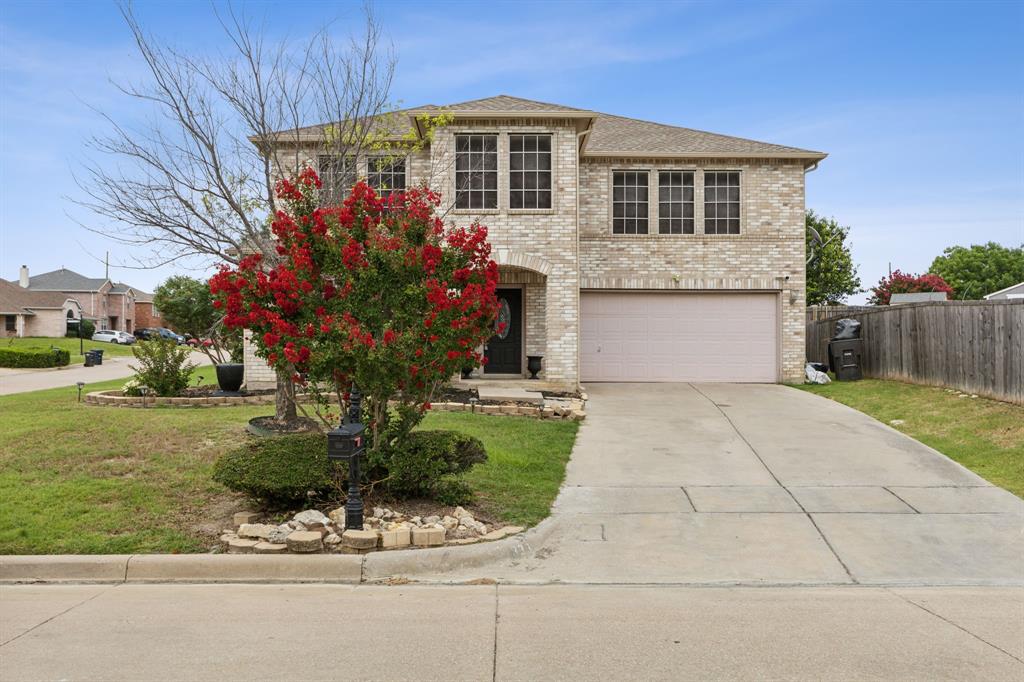 Sunset Oaks Dr, Fort Worth, TX 76112