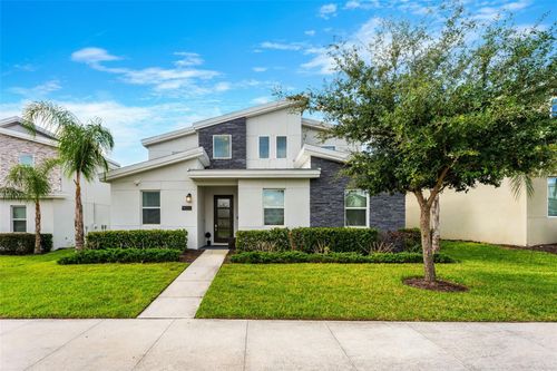 9032 Sommerset Hills Dr, DAVENPORT, FL, 33896 | Card Image