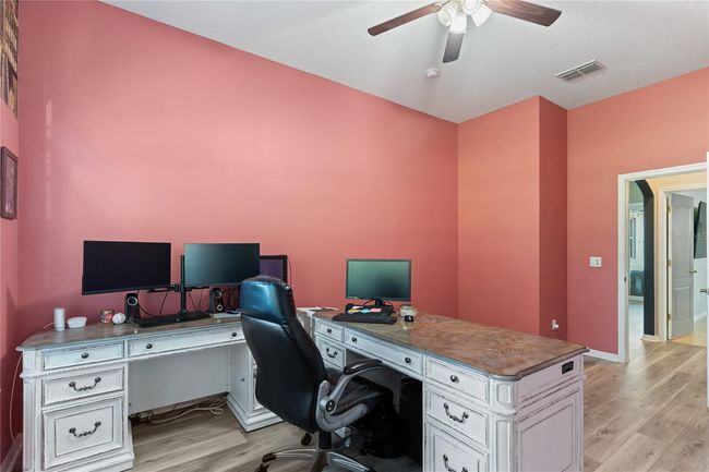 7351 Spring Mountain Ln, House other with 5 bedrooms, 4 bathrooms and null parking in YALAHA FL | Image 31