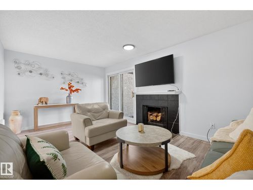 12022 25 Ave Nw, Edmonton, AB, T6J4L3 | Card Image