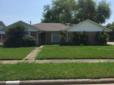 1101 E Rutgers Lane, House other with 3 bedrooms, 1 bathrooms and null parking in Deer Park TX | Image 1