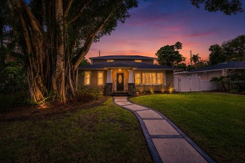 427 Villagrande Ave S, St Petersburg, FL, 33707-2003 | Card Image
