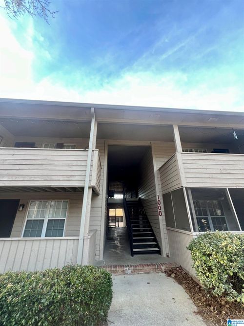 1010-1010 Patton Creek Ln, HOOVER, AL, 35226-2252 | Card Image
