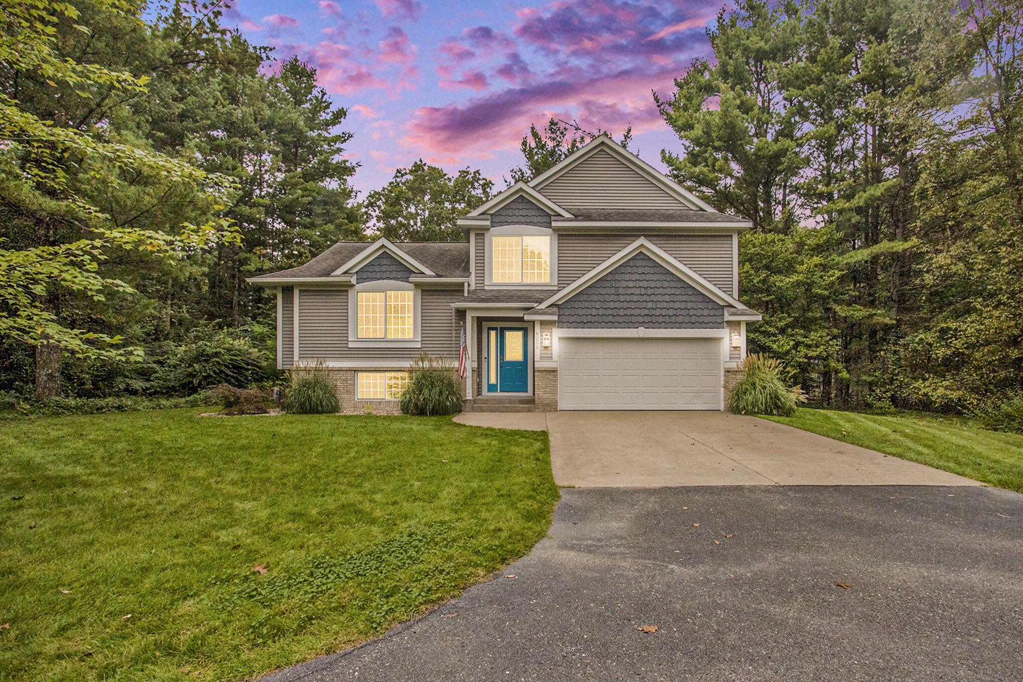 White Pine Ct, Twin Lake, MI 49457