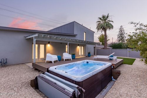 2325 N 64th St, Scottsdale, AZ, 85257-1103 | Card Image