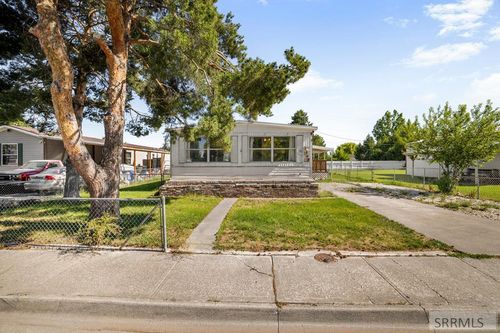 3665 Upland St, Idaho Falls, ID, 83401-3519 | Card Image