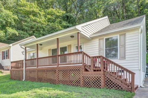 739 Riverland Rd Se, Roanoke, VA, 24014-2517 | Card Image