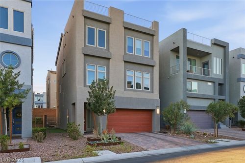 8069 Misty Canyon Ave, Las Vegas, NV, 89113-3683 | Card Image