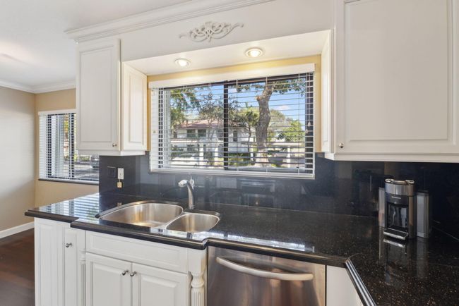 APT-101 - 100 Pelican Pointe Dr, Condo with 2 bedrooms, 2 bathrooms and null parking in Delray Beach FL | Image 10