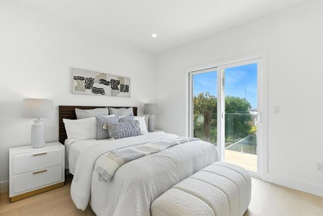 1815 18 Th Ave, House other with 3 bedrooms, 4 bathrooms and 1 parking in San Francisco CA | Image 30