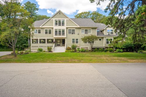 7-51 Woodland Rd, Cape Elizabeth, ME, 04107-1245 | Card Image