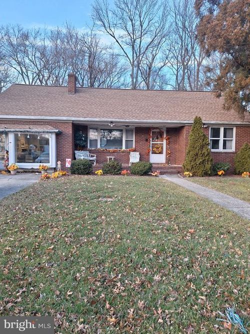 617 Elm Ave, WOODBURY HEIGHTS, NJ, 08097-1421 | Card Image