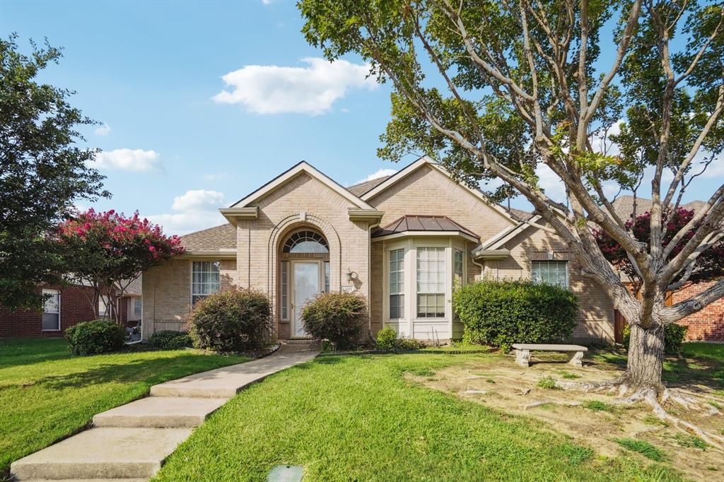 Brewster Dr, Carrollton, TX 75010