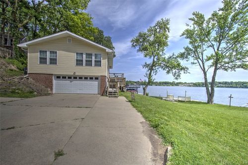 410 Lakeview Ln, Decatur, IL, 62521-1718 | Card Image