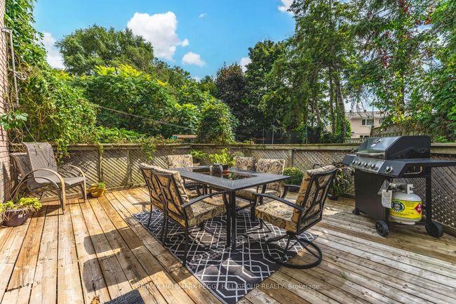 9 Oriole Crt, House other with 3 bedrooms, 2 bathrooms and 4 parking in Barrie ON | Image 18