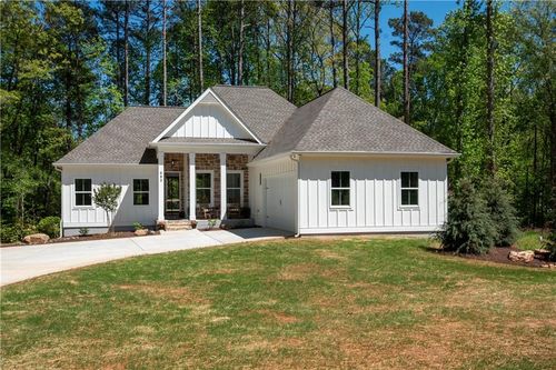 680 Ponderosa Ct, Fayetteville, GA, 30214-1453 | Card Image