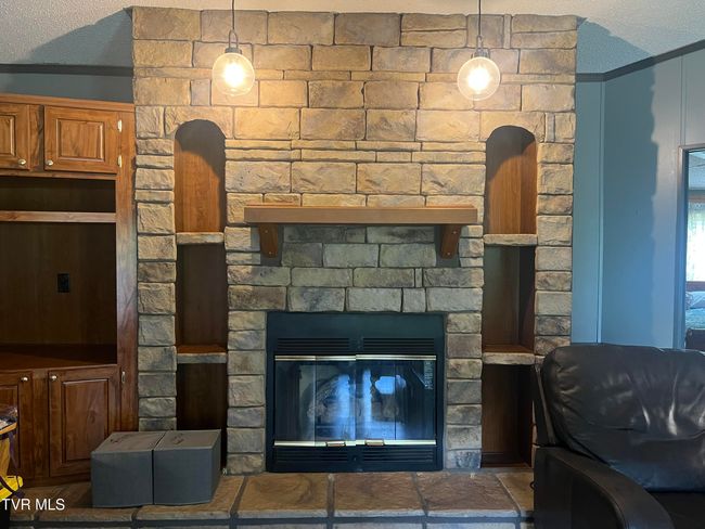 861 Hickory Tree Rd, House other with 3 bedrooms, 2 bathrooms and null parking in Bristol TN | Image 14