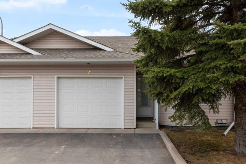 4-604 Griffin Road W, Cochrane, AB, T4C1X2 | Card Image