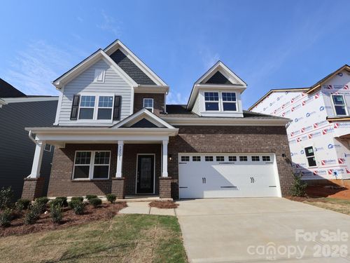 12121 Avienmore Dr, Charlotte, NC, 28278-0281 | Card Image