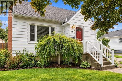 139 Gordon St, Sarnia, ON, N7T6N7 | Card Image