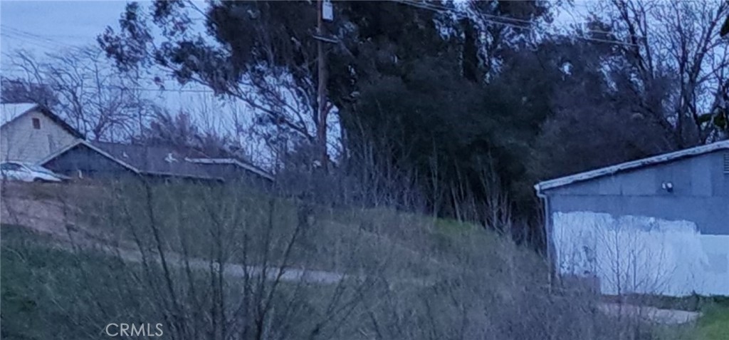 Land in Red Bluff 4