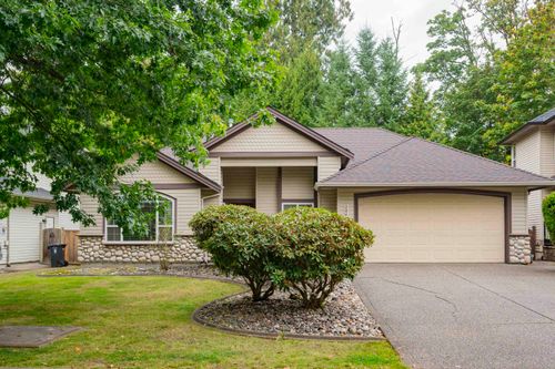 20675 97b Ave, Langley, BC, V1M3Y3 | Card Image
