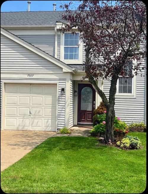 7567 Waterford Dr, Hanover Park, IL, 60133-2721 | Card Image