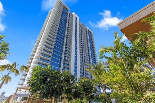 3507r-1500 Rycroft St, Honolulu, HI, 96814-7070 | Card Image