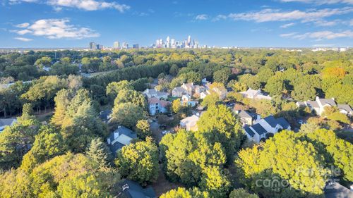 3300 Selwyn Farms Ln, Charlotte, NC, 28209-4022 | Card Image